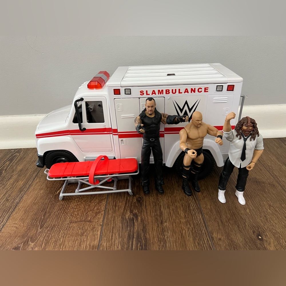 WWE Slambulance